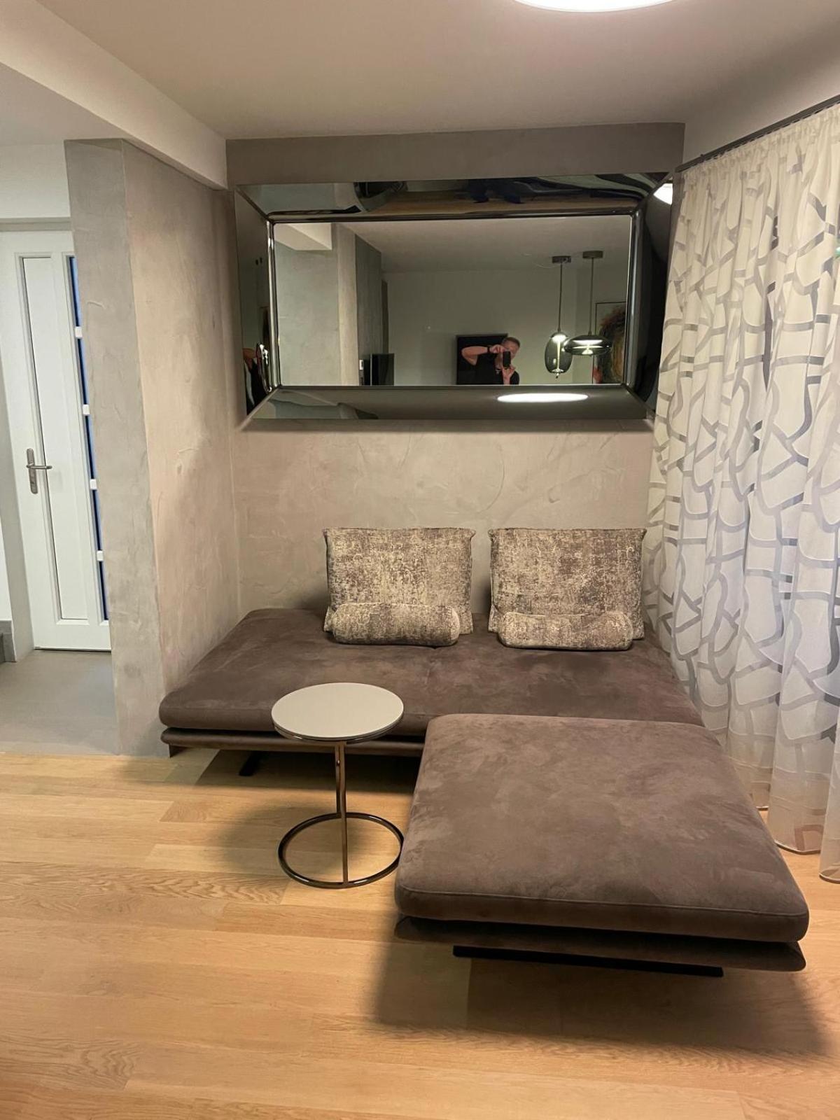 Elena Apartment
